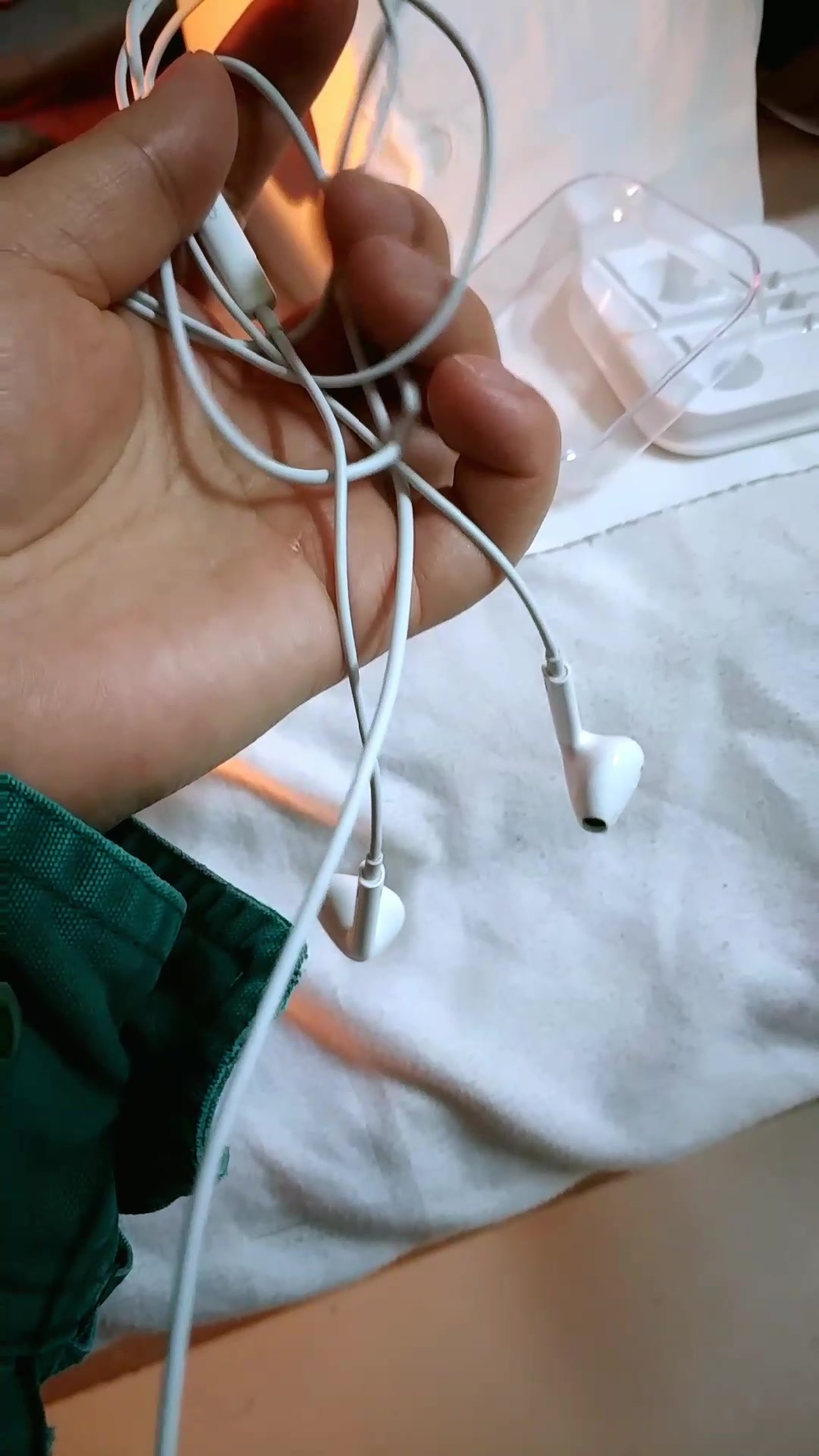 白狗vivo半入耳式耳机 圆头音乐耳机适于 vivo iqoo neo pro nex