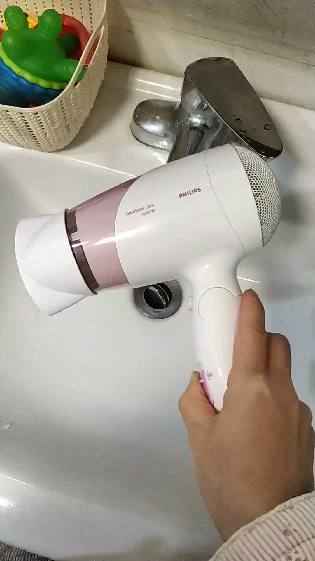 【飞利浦hp8200】飞利浦(philips)电吹风机 hp8200 家用大功率6档冷