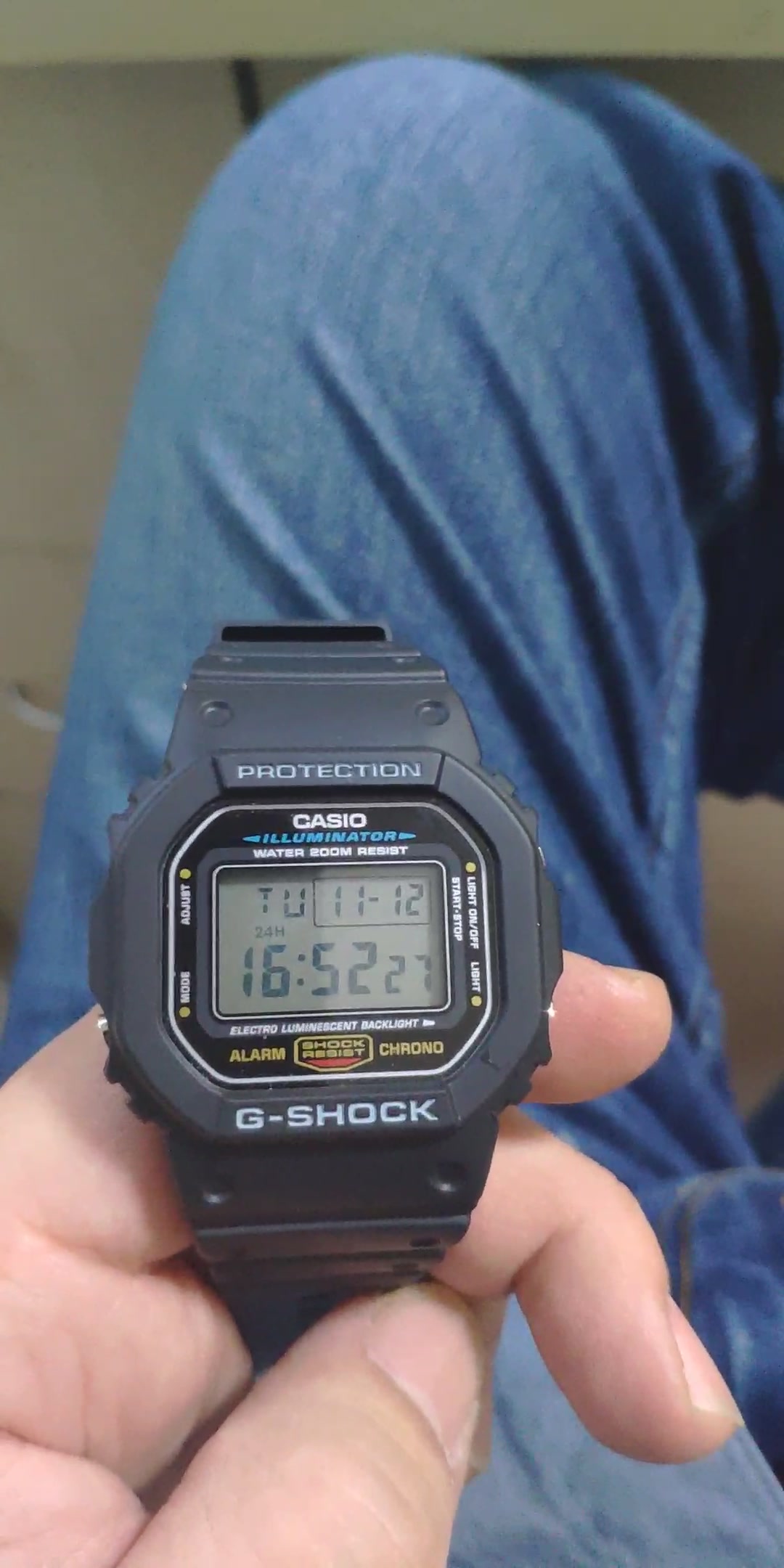 美国直邮卡西欧casio男士运动手表抗震照明头文字d黑色表带dw5600e1v