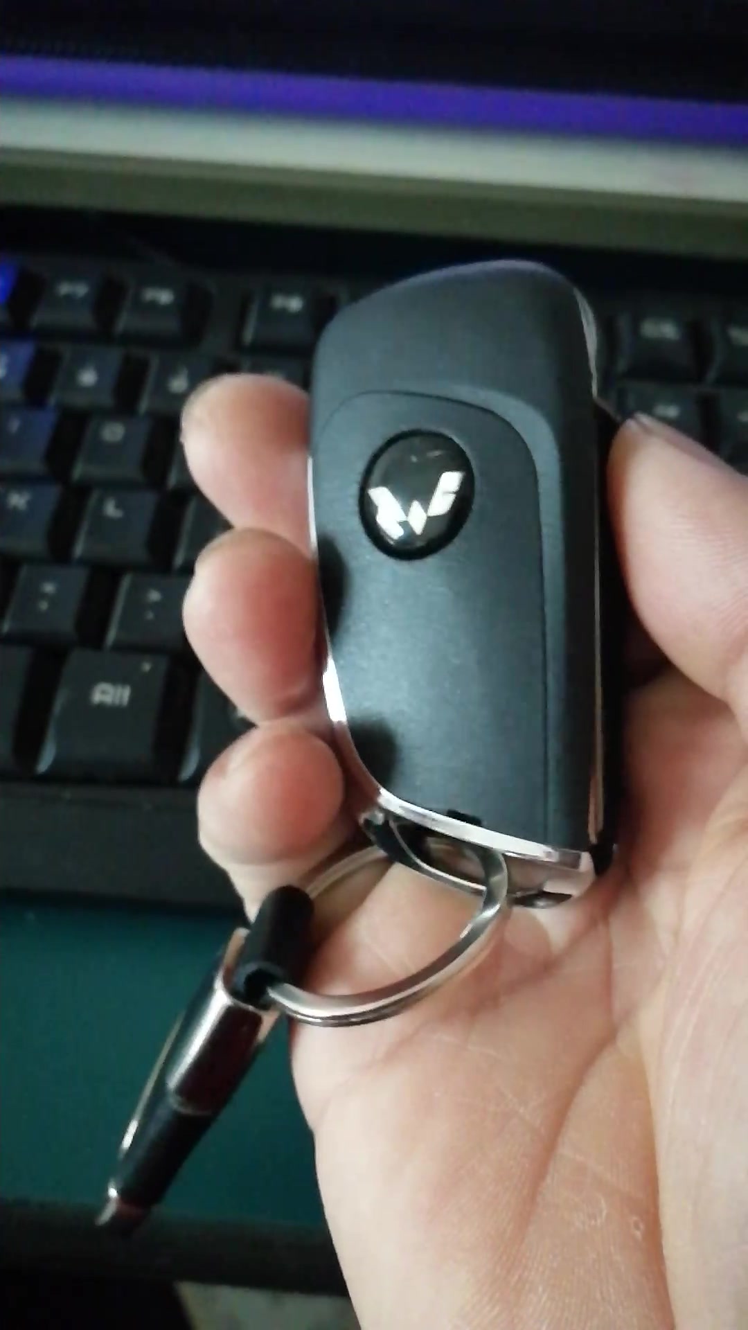 顾致适用于五菱宏光宏光s荣光v遥控钥匙宏光荣光改装折叠钥匙遥控器