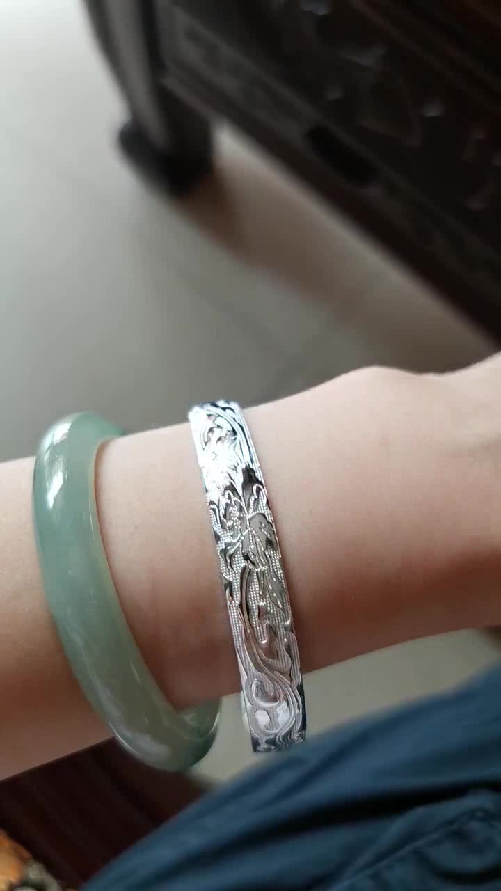 顺庆银楼 银手镯繁花似锦40克镯子女款足银开口银饰品加厚 送父母长辈