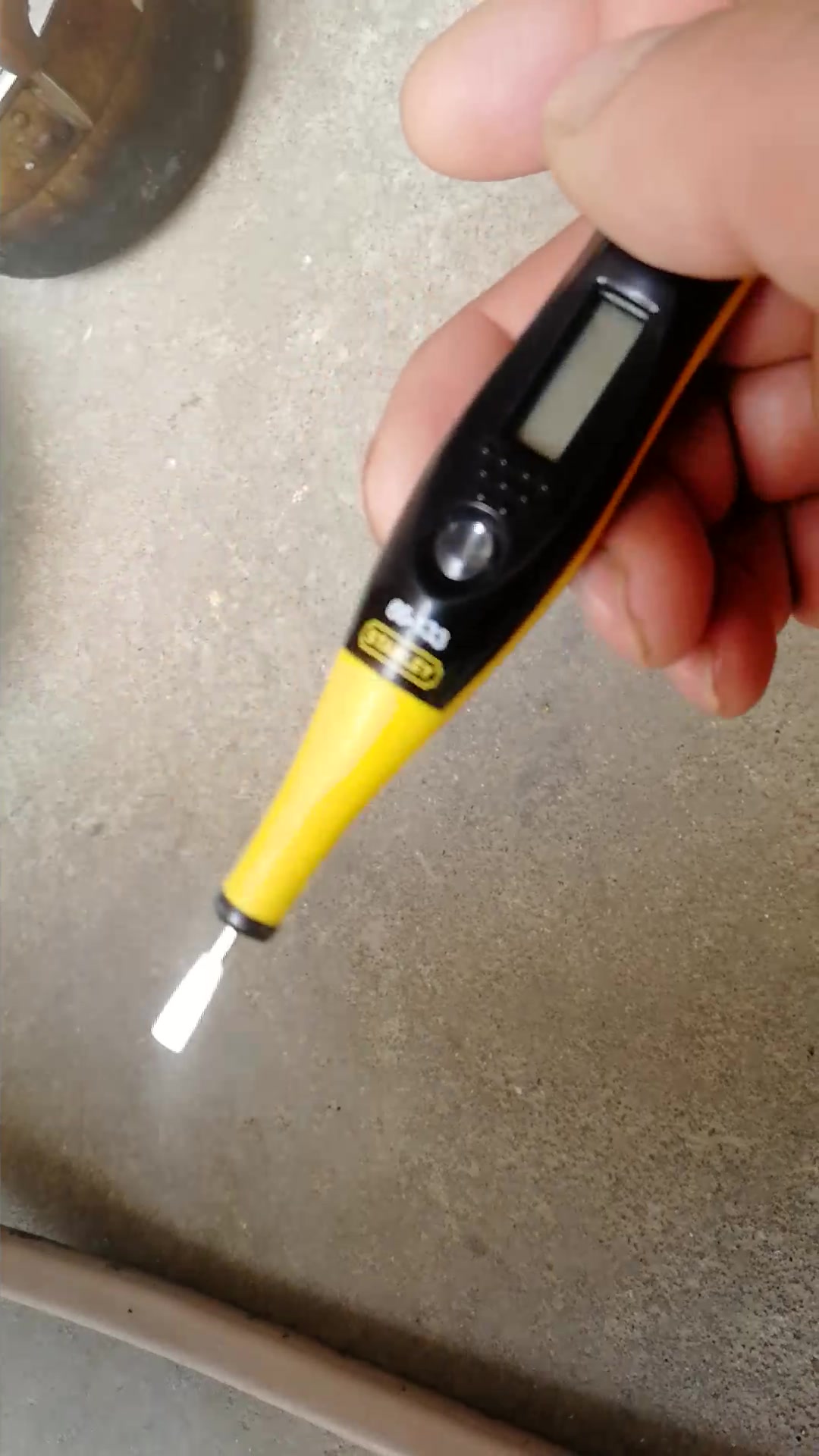 史丹利(stanley)高级数显测电笔 高精度感应多功能智能试电笔 电工低